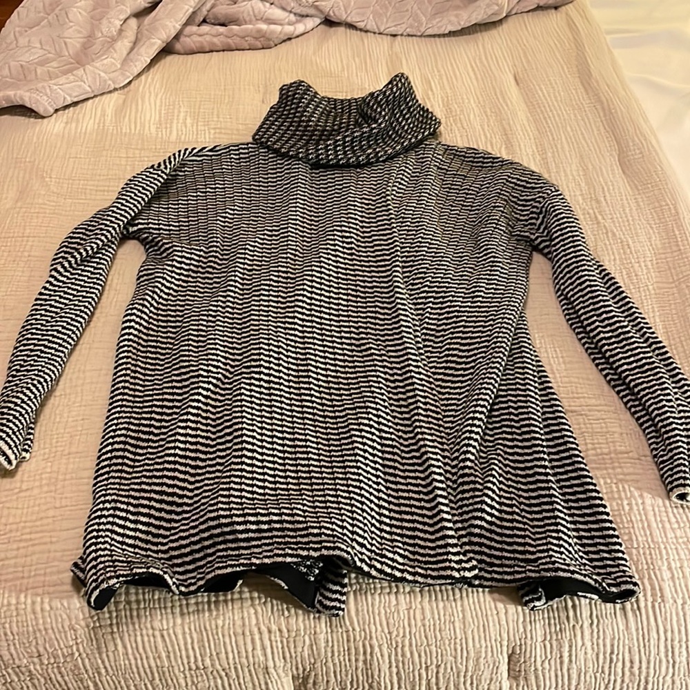 Cabi split front sweater